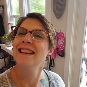 Meet your Posher, Cari